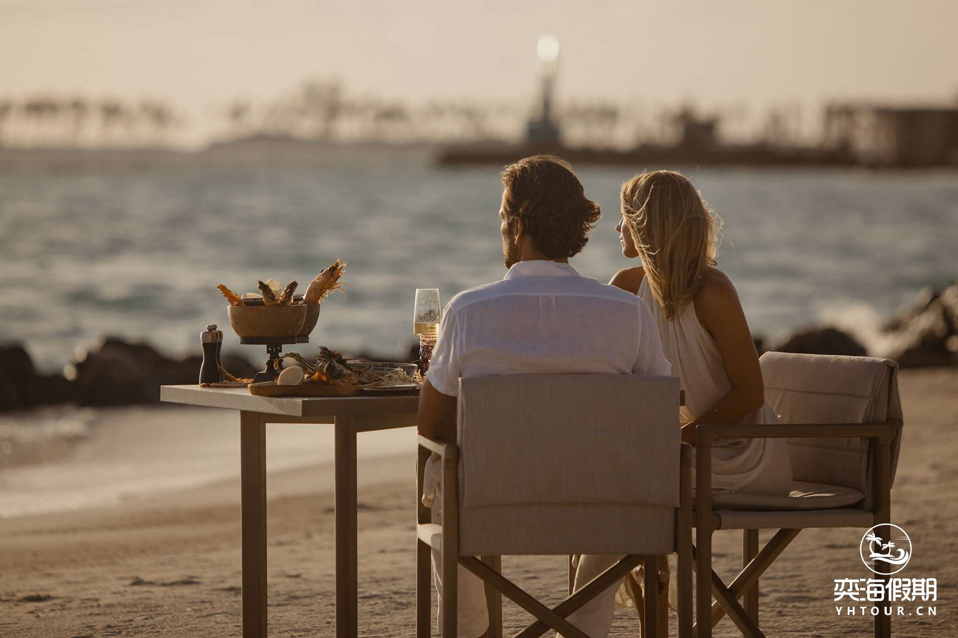 The Ritz-Carlton Maldives, Fari Islands - Beach Shack.jpg