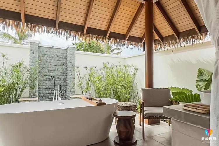 Sunset Suite Villa with Pool3.jpg