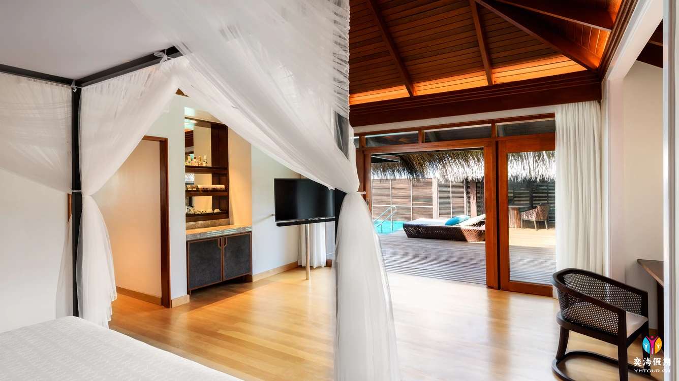 Water Villas6.jpg