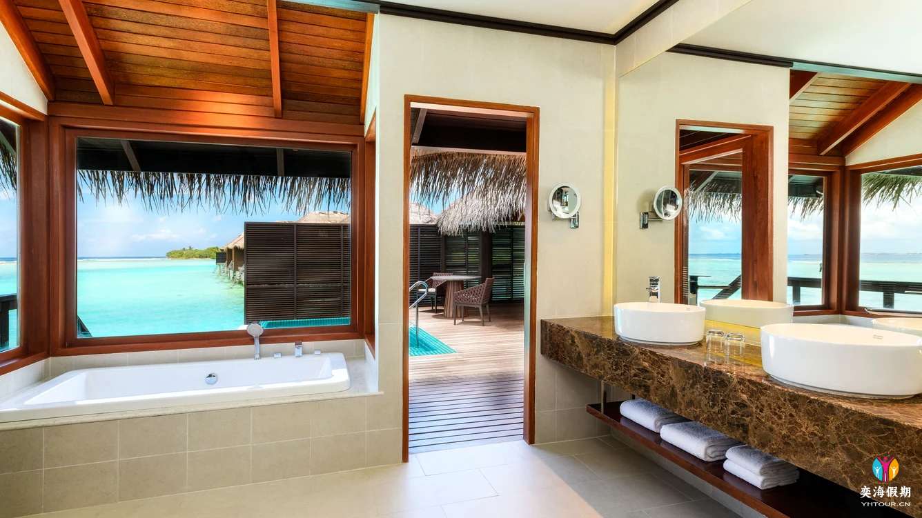 Water Villas4.jpg