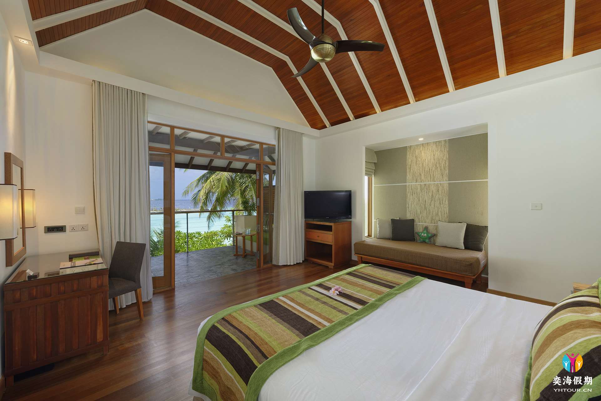 Superior Room (1).jpg