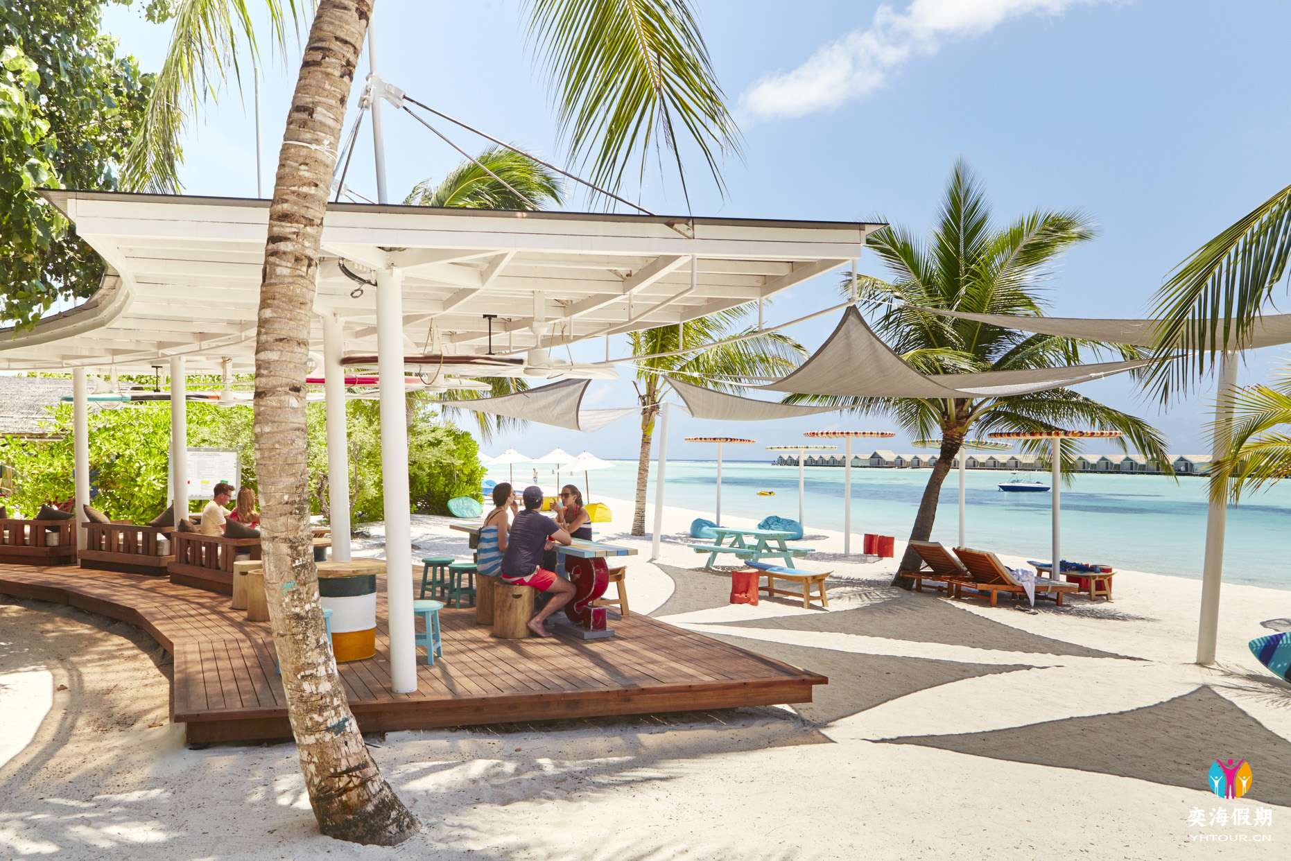 Lagoon Bar.jpg