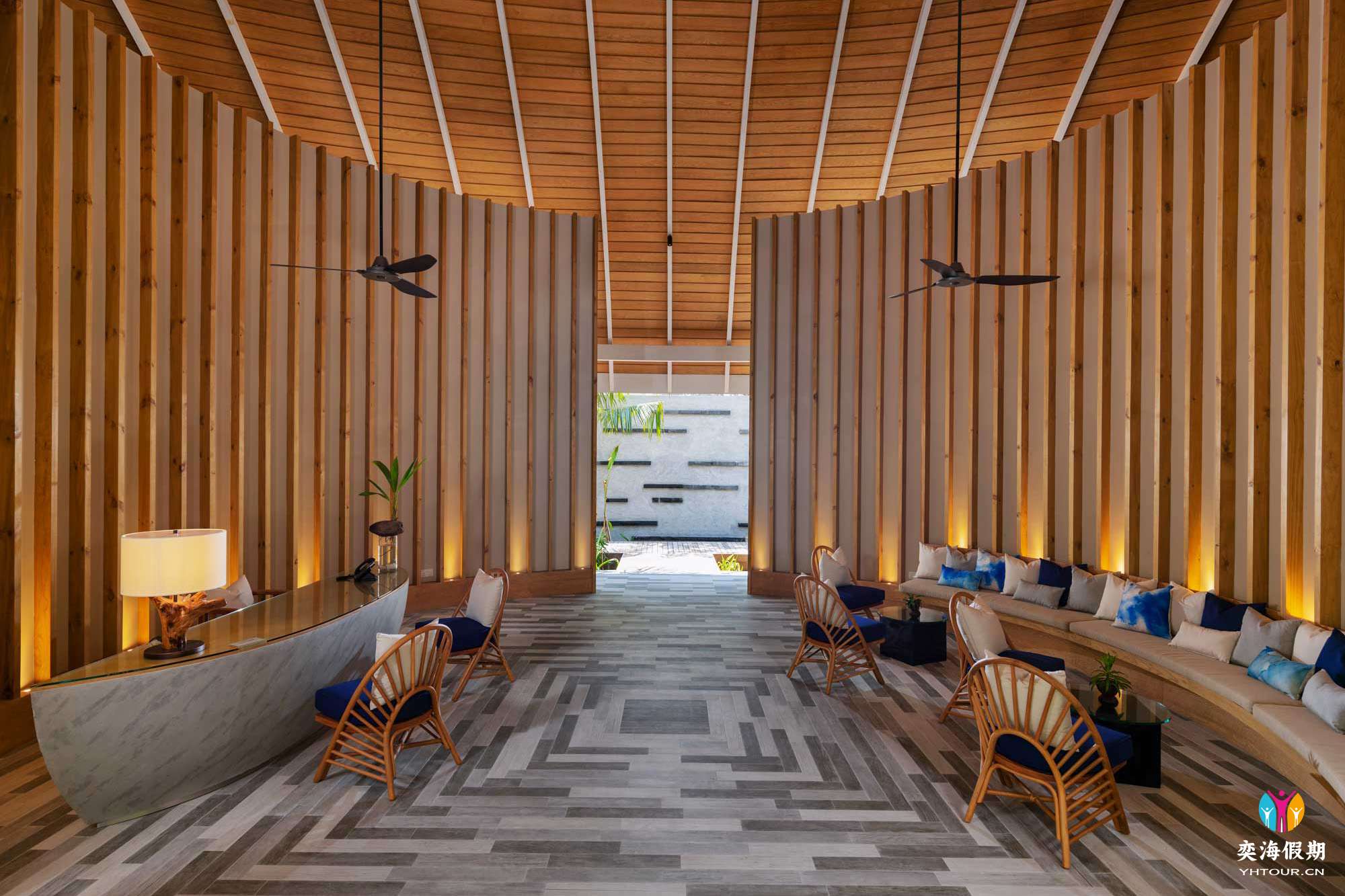 6163f8e6e6d9642a369af34b_faarufushi_experience-spa-2.jpg