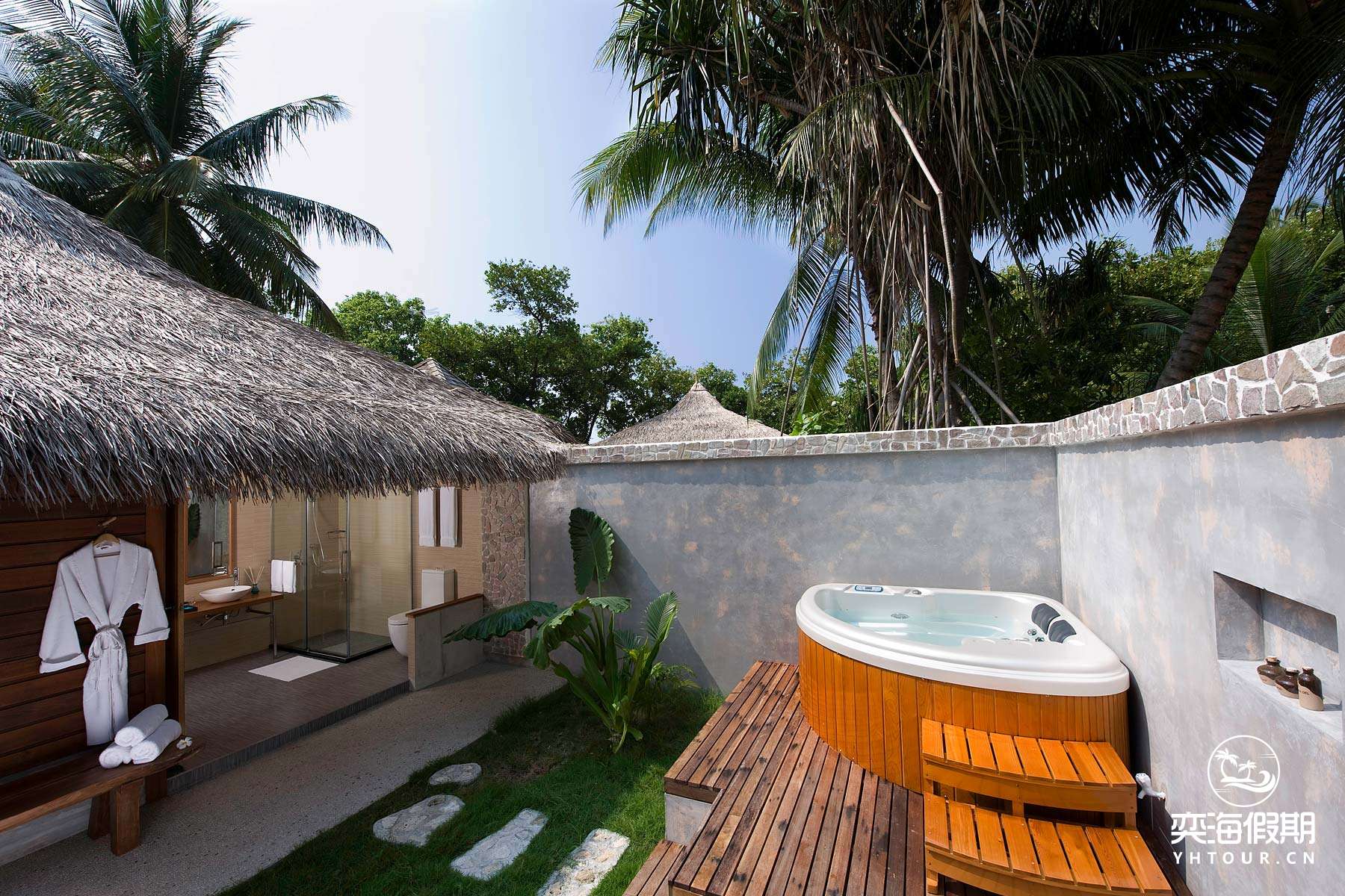 beach-bungalows-02.jpg