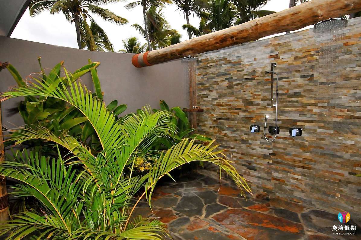 2 Bedrooms, Garden Area.webp (1).jpg