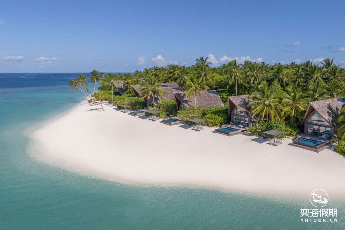 Beach Villa with Pool.jpg