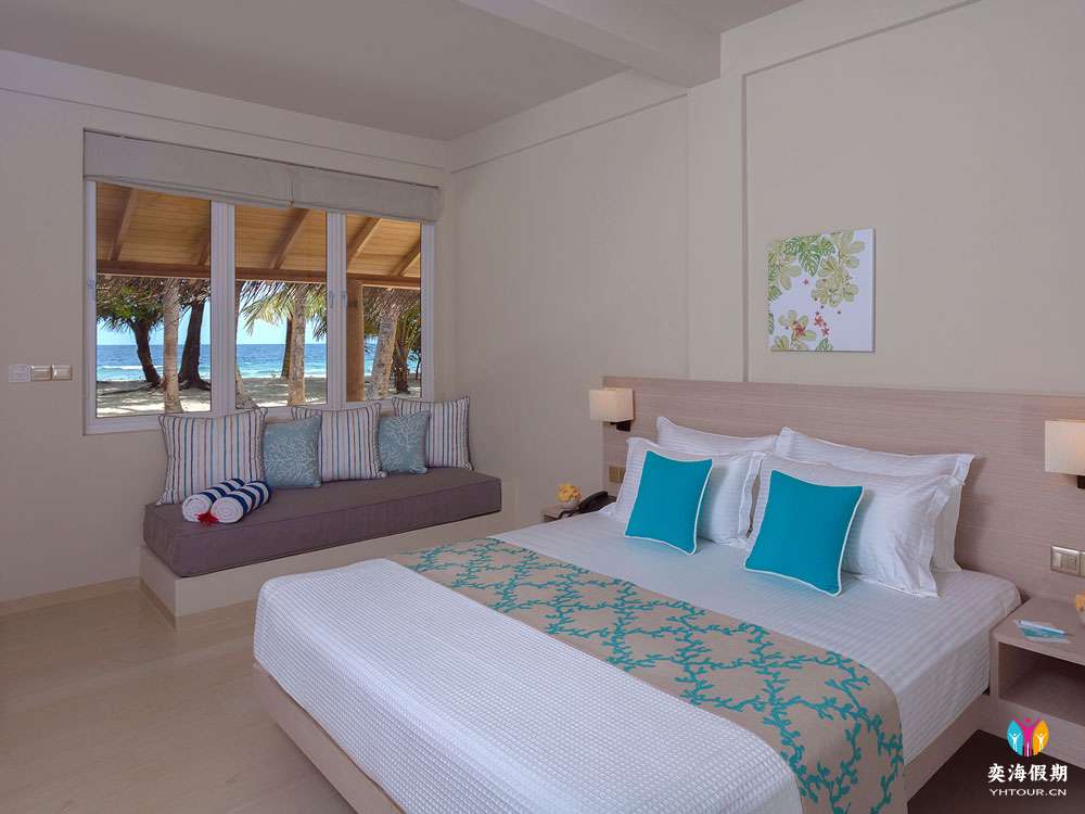 Deluxe Room.jpg