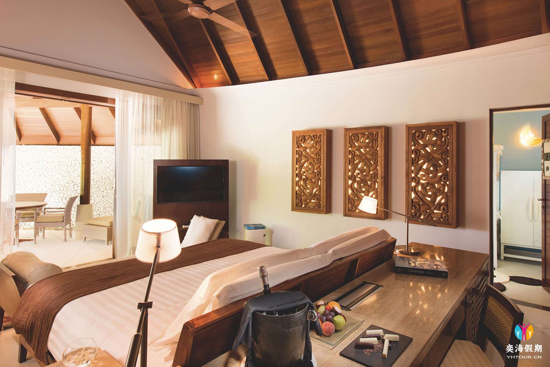 Family Beach Villa  with pool2.jpg