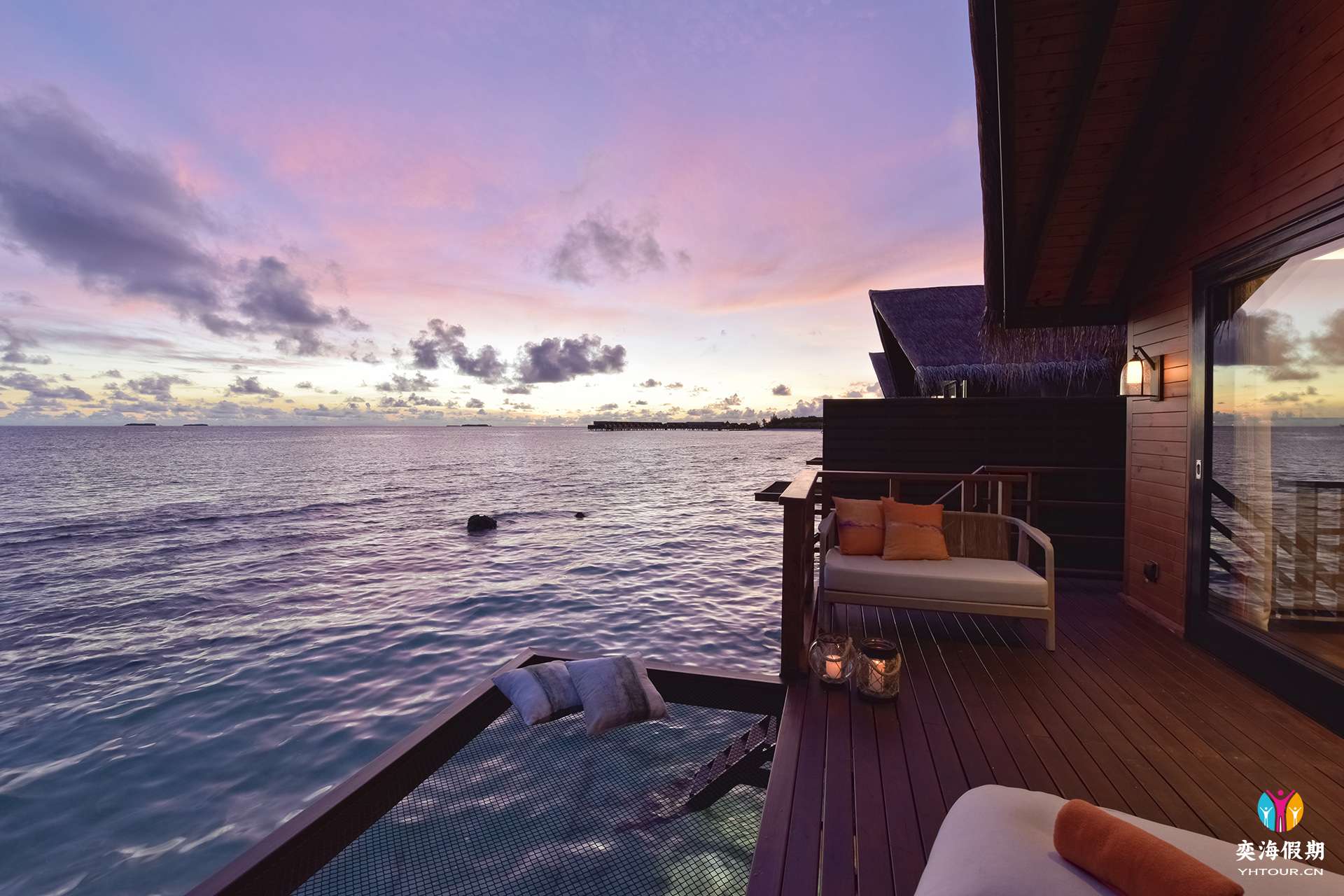 Lagoon Water Villa 6.jpg
