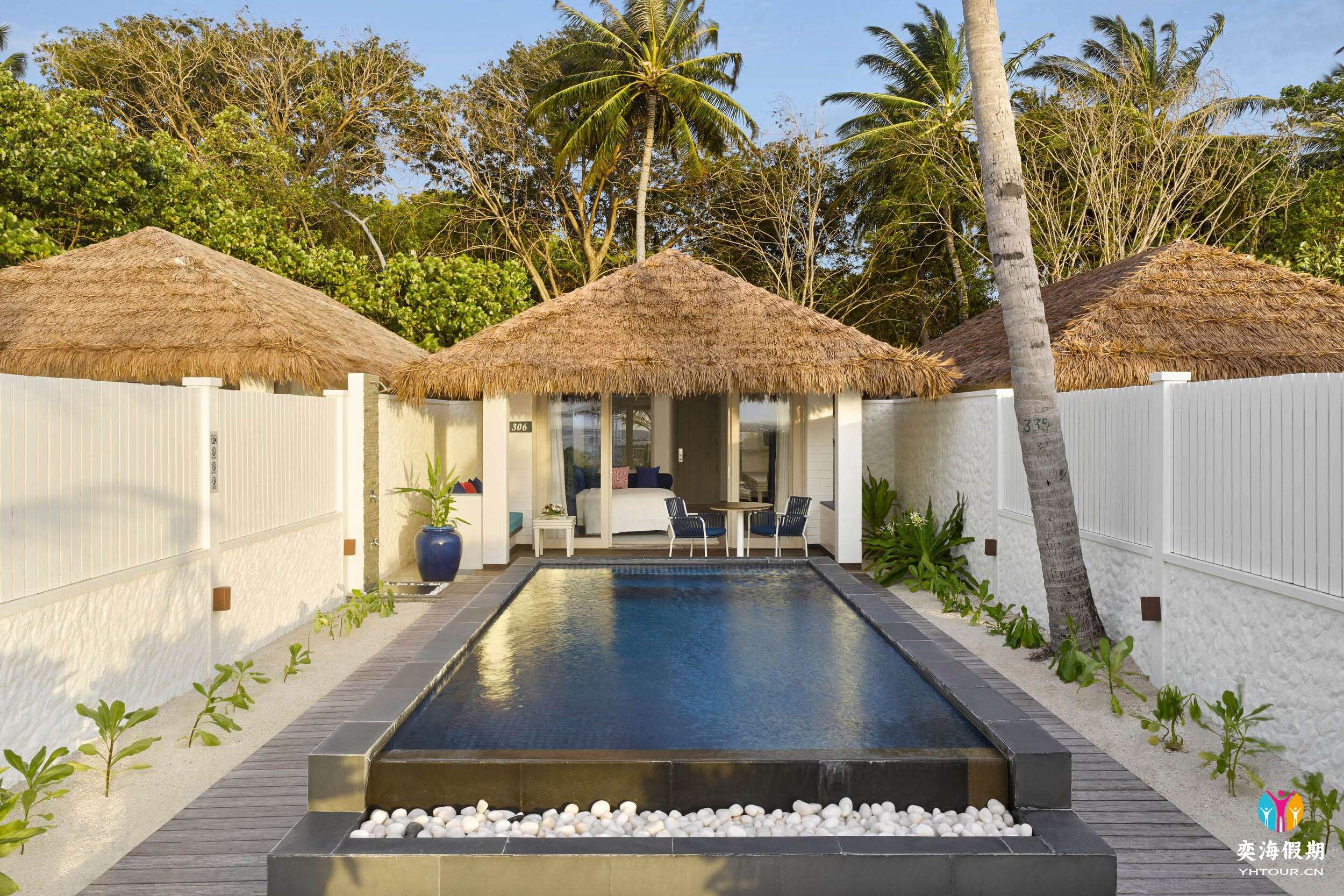 Villa Nautica - Sunset Beach Pool Villa - Poolside - Large.jpg
