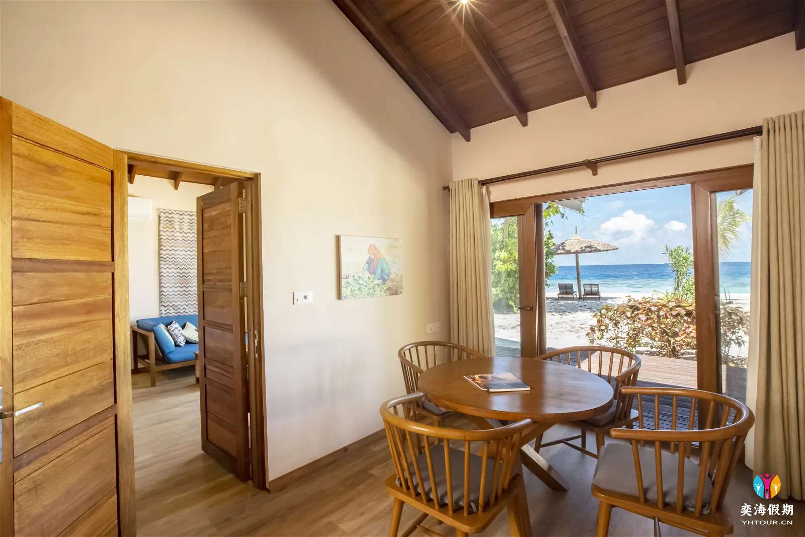 Deluxe Two Bedroom Beach Suites.webp (1).jpg