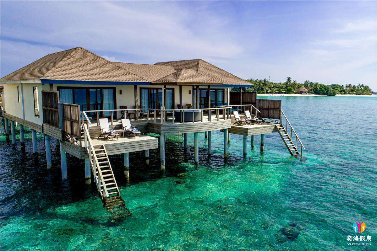 Reethi Faru Resort Maldives3.jpg