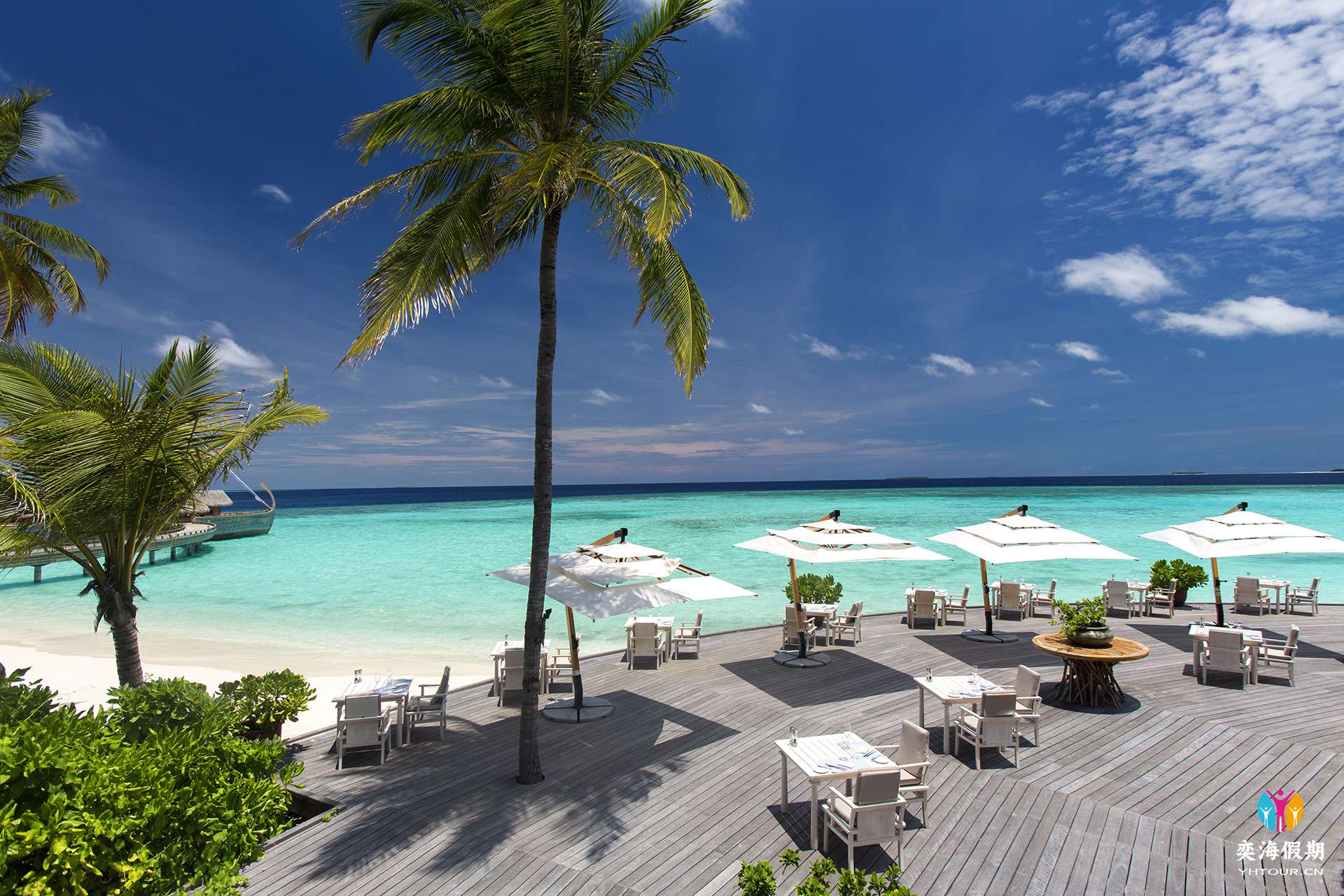 Milaidhoo Maldives_Ocean Restaurant.jpg