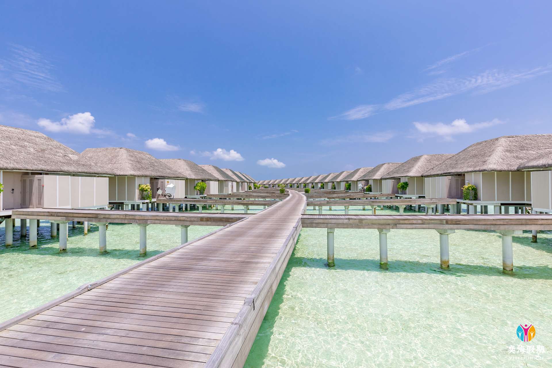 3303_LSAA_WATER-VILLAS_1_2000x1333.jpg