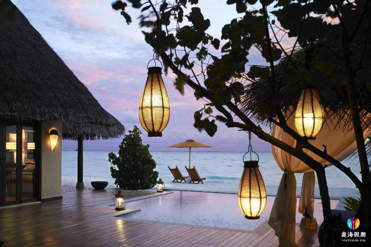 Two Bedroom Beach Suite with Spa and Pool (2).jpg
