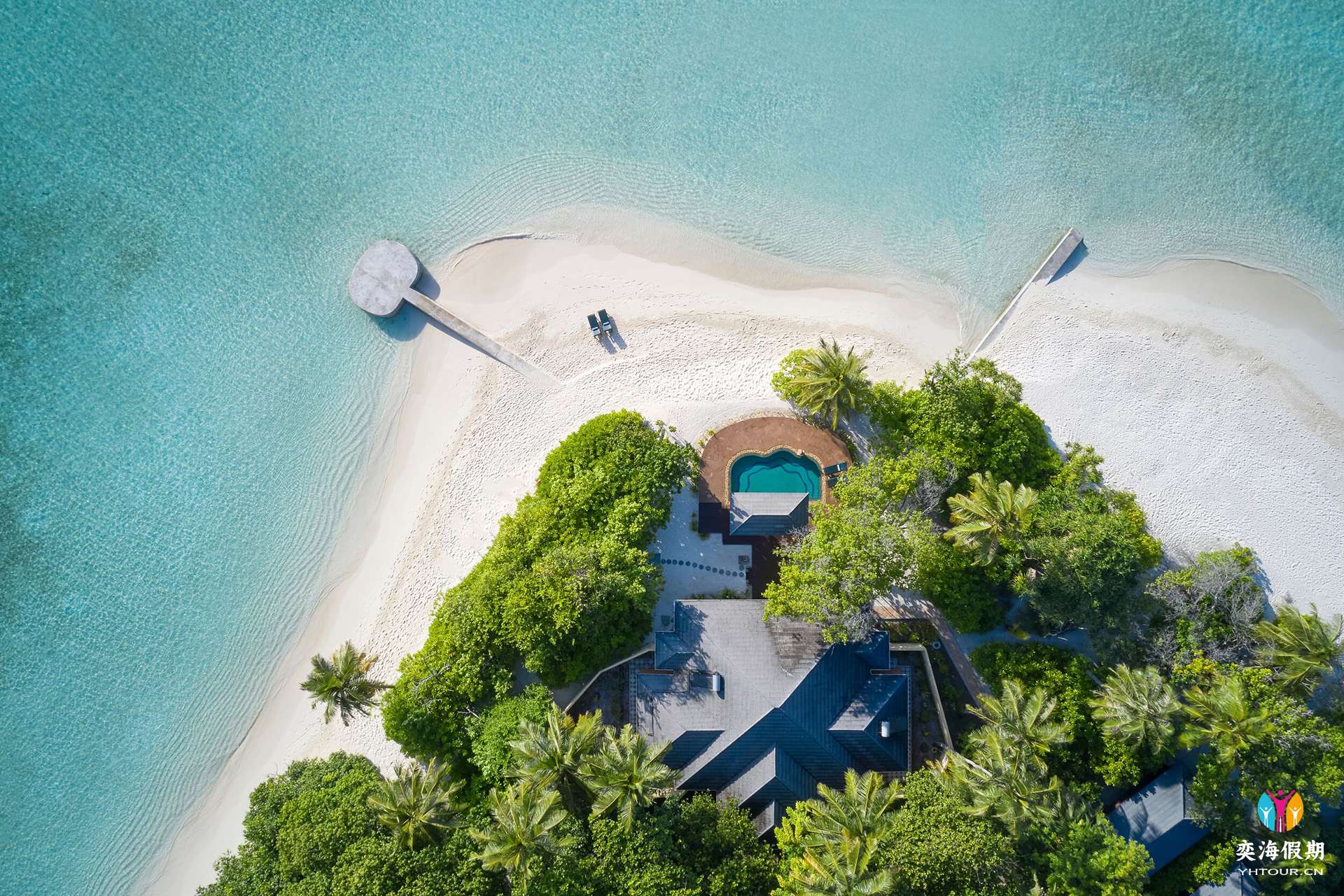 Royal Island - Two Bedroom Beach Pool Residence - Aerial - Large.jpg