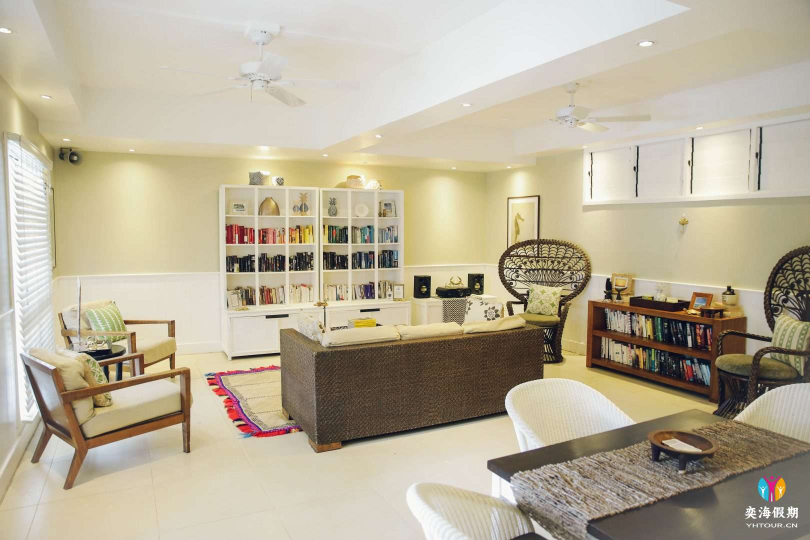 Talei Lounge.jpg