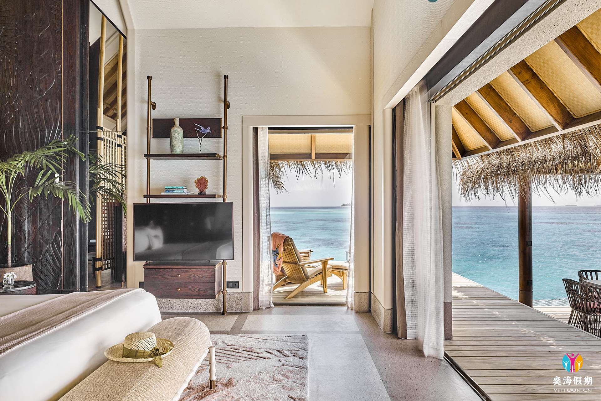 Three Bedroom Ocean Residence with 2 Pools Second Bedroom.jpg