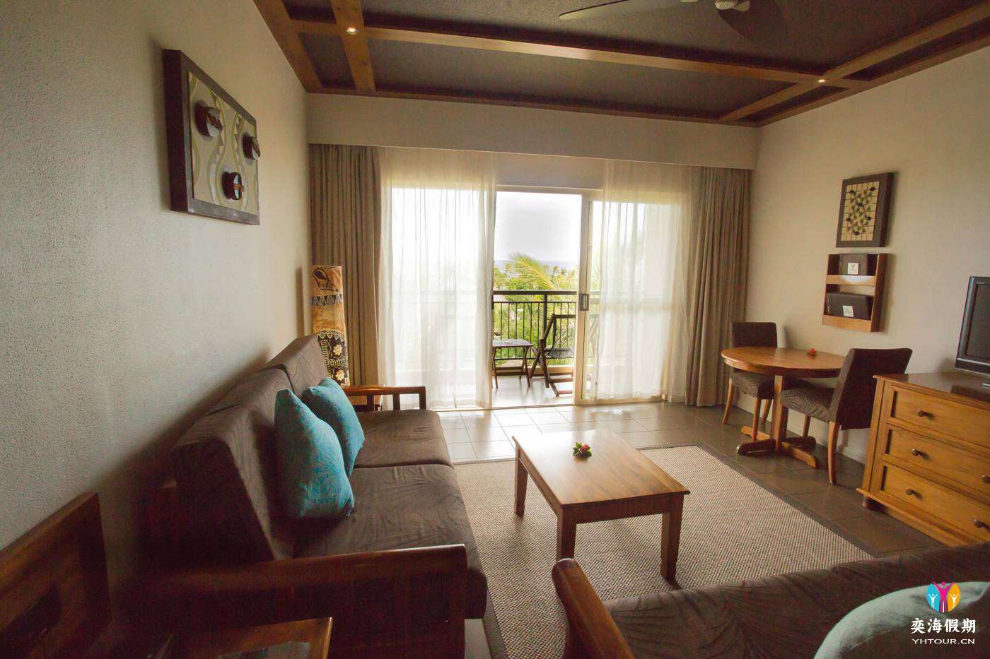One Bedroom Suite.jpg