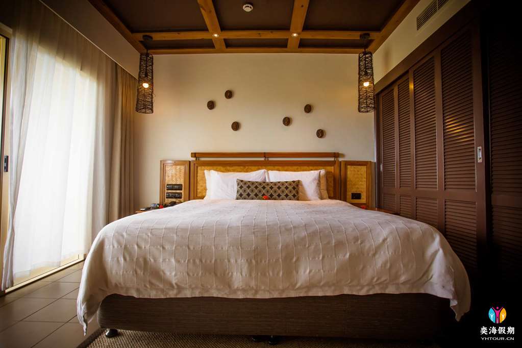 One Bedroom Suite4.jpg