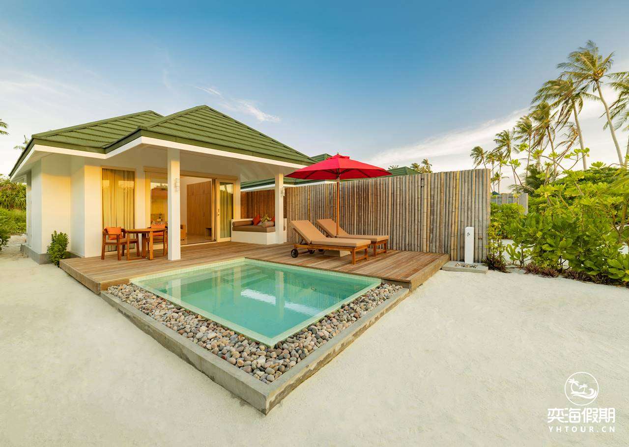 POOL BEACH VILLA2.jpg