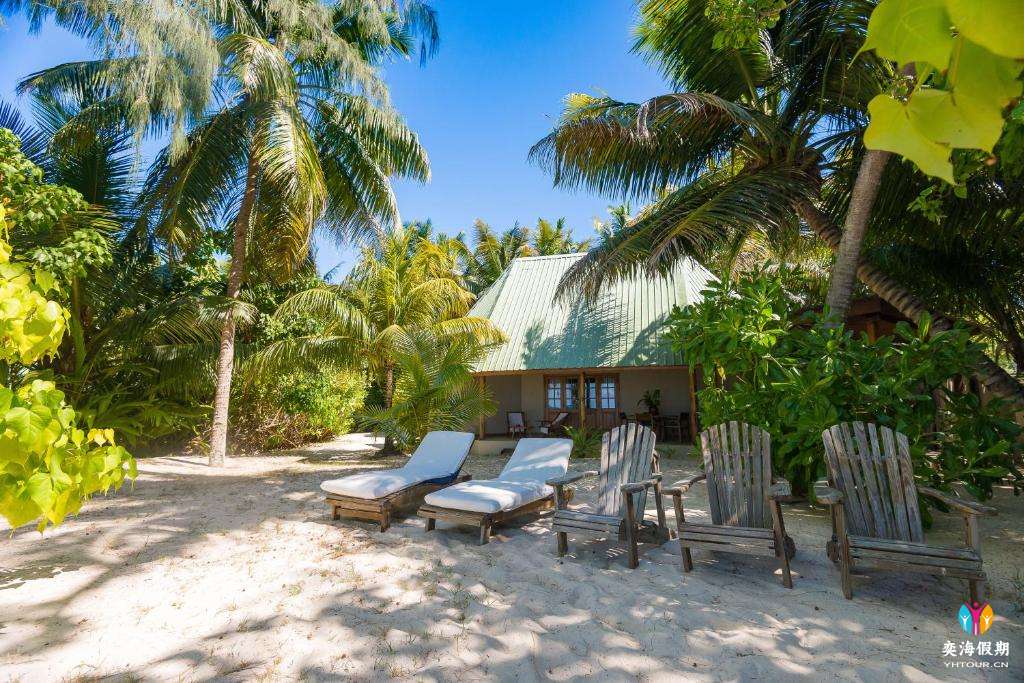 Beach Cottage.jpg