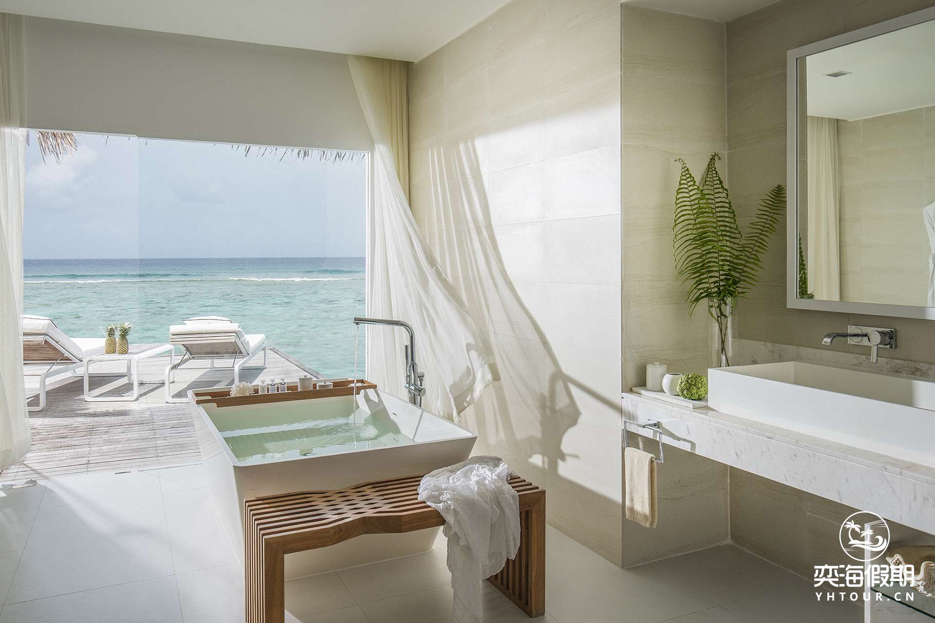 Water Pool Villa Bathroom.jpg