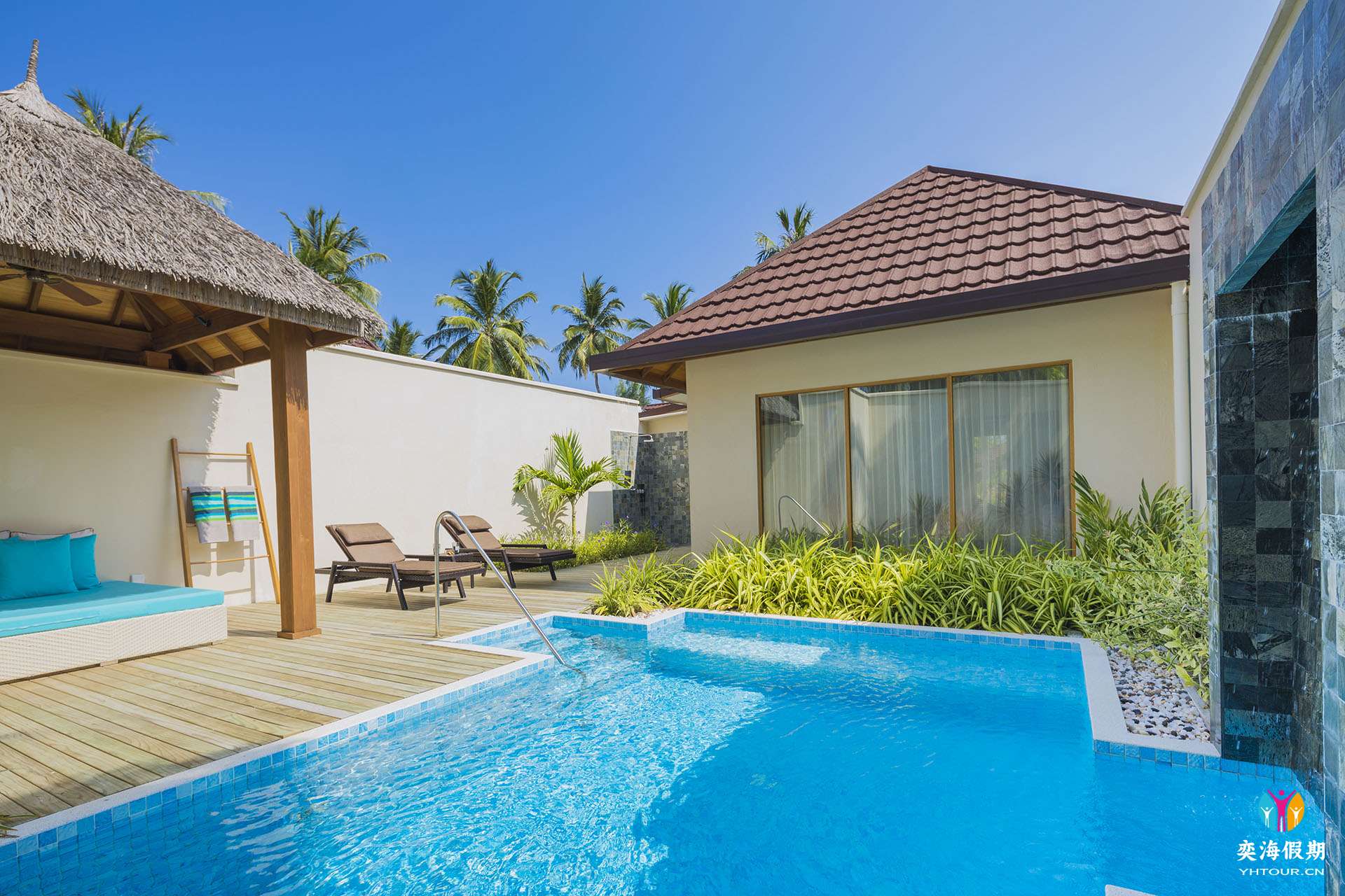 Deluxe Pool Villa2.jpg