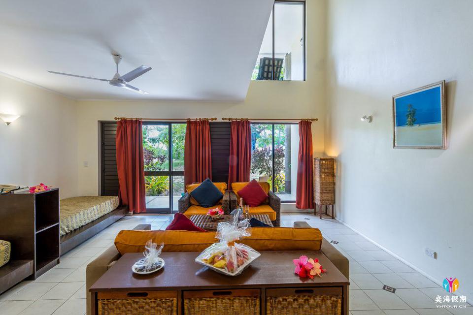 OceanFrontSuite5-1140x640-1.jpg