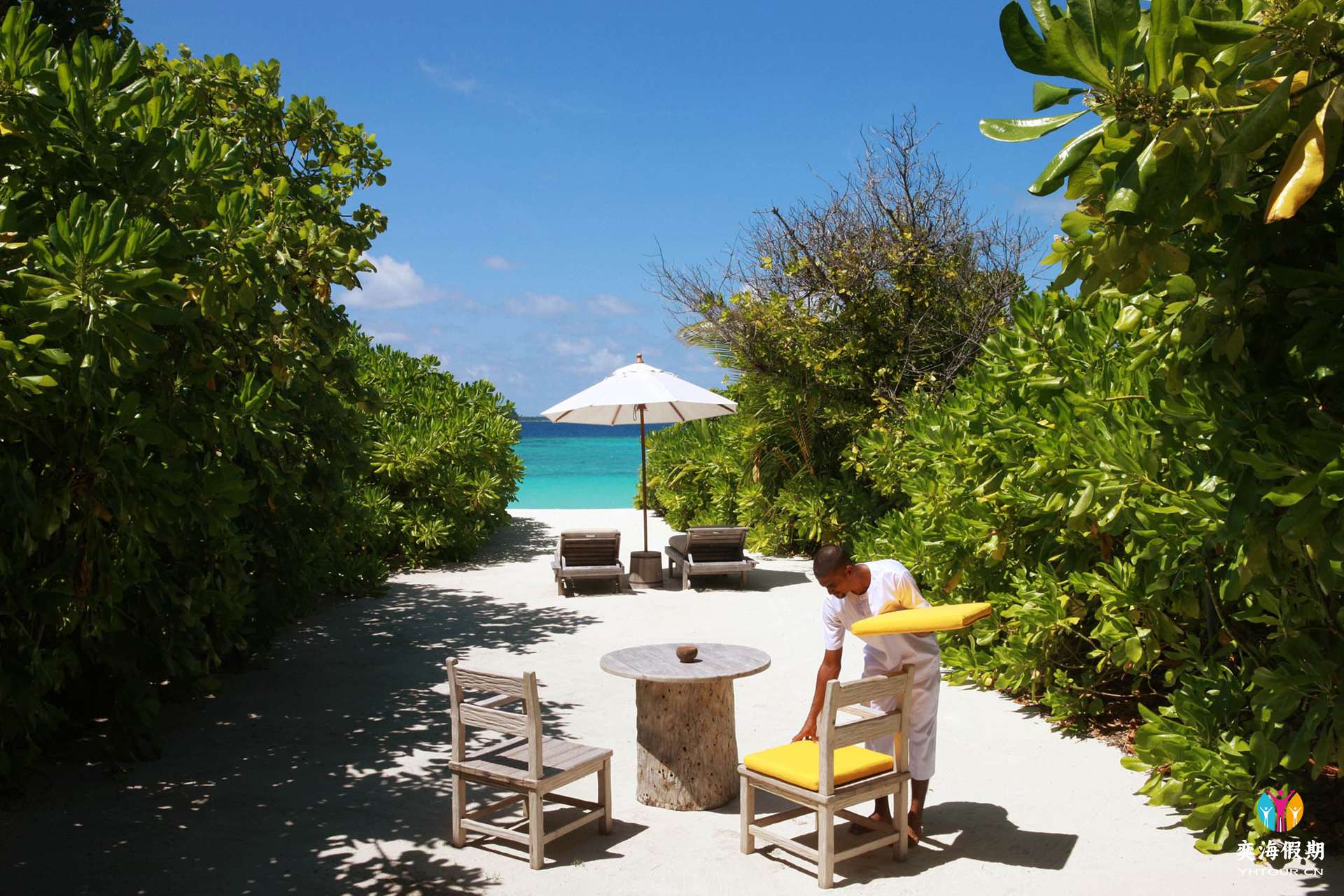 ocean-beach-villa-with-pool.jpg