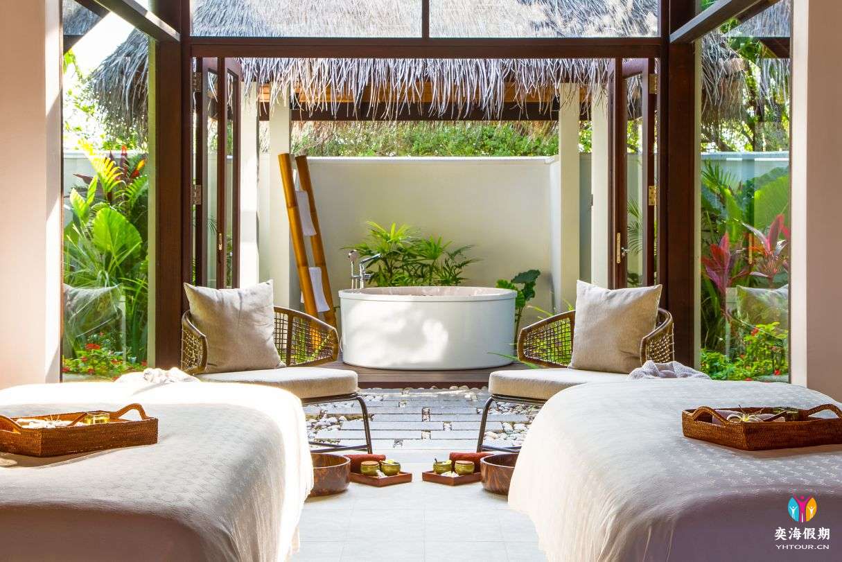 si-mlesi-shine-spa--treatment-room-85180_Classic-Hor.jpg