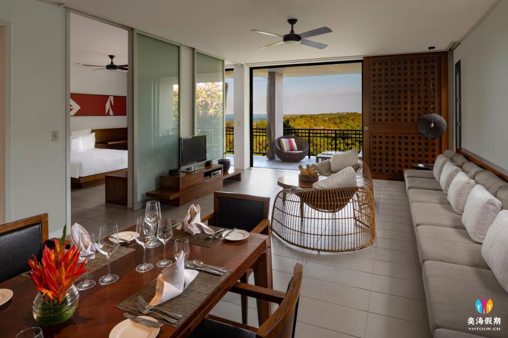 Lagoon View Suite3.jpg