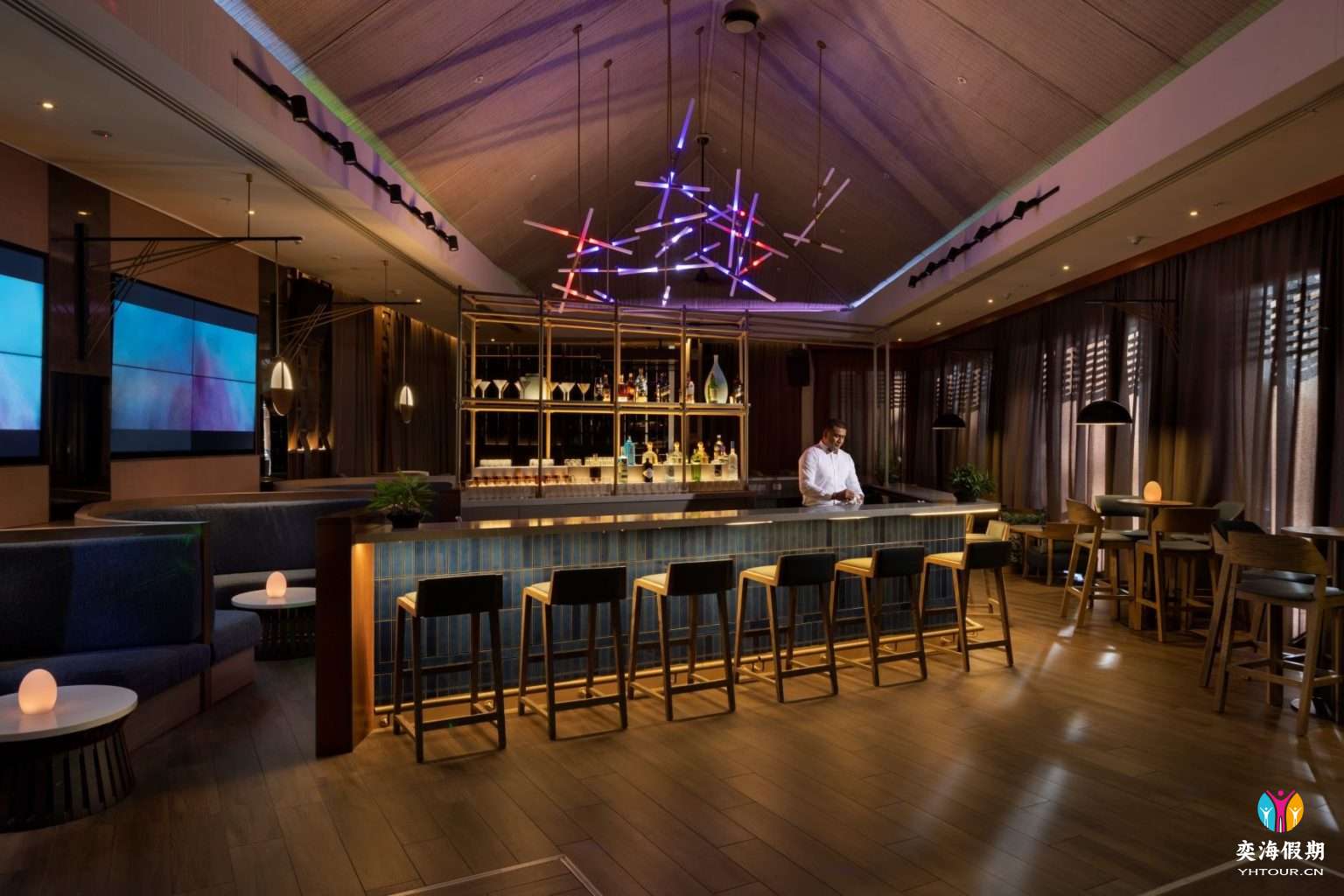 Republik Night Club (1).jpg