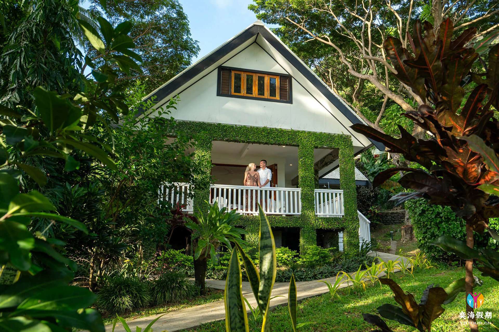 Deluxe Grand Villa.jpg