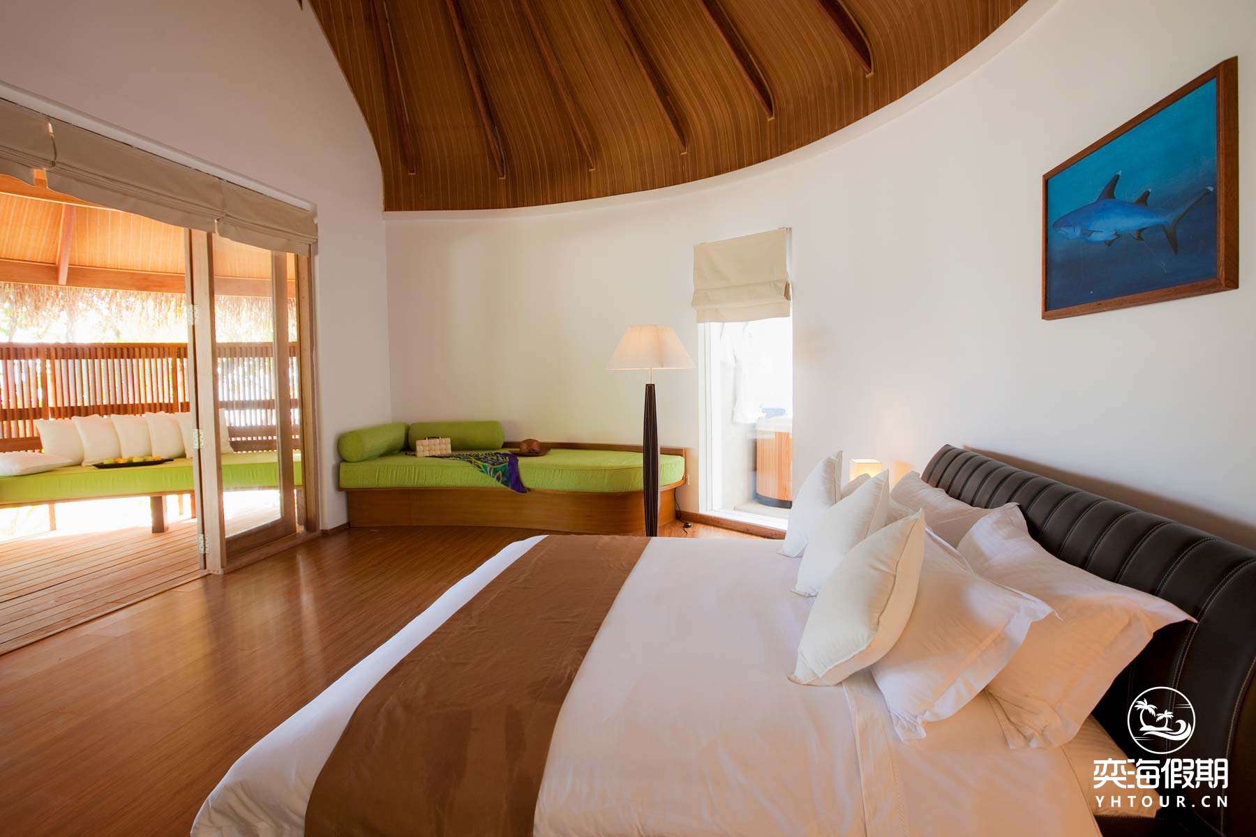 superior-beach-villas-04.jpg