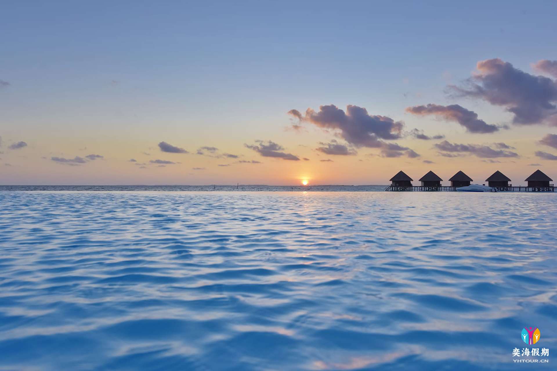 THU-HRES-Thulhagiri_Island_Sunrise3.jpg