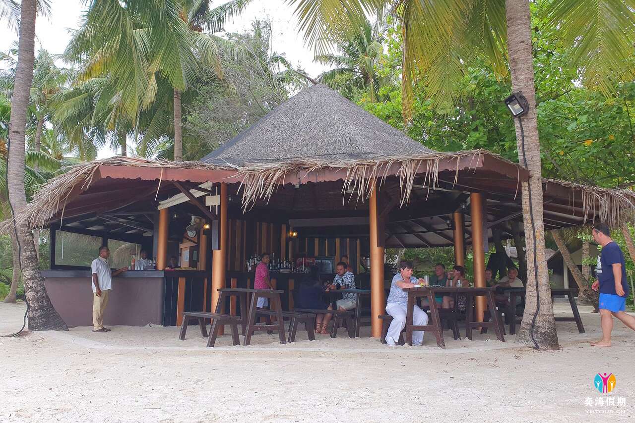 Beach Grill.jpg