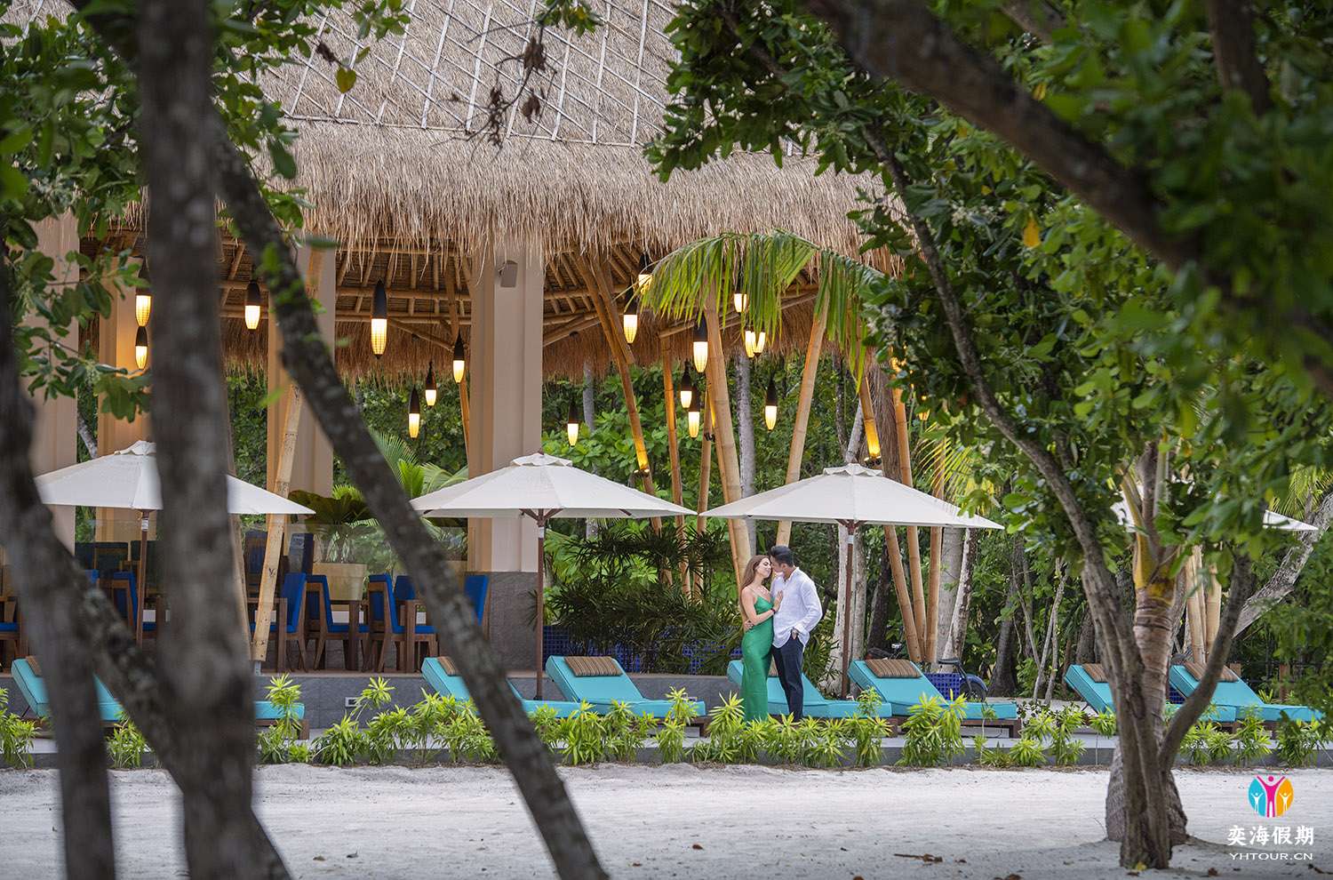 Aqua Restaurant 4.jpg