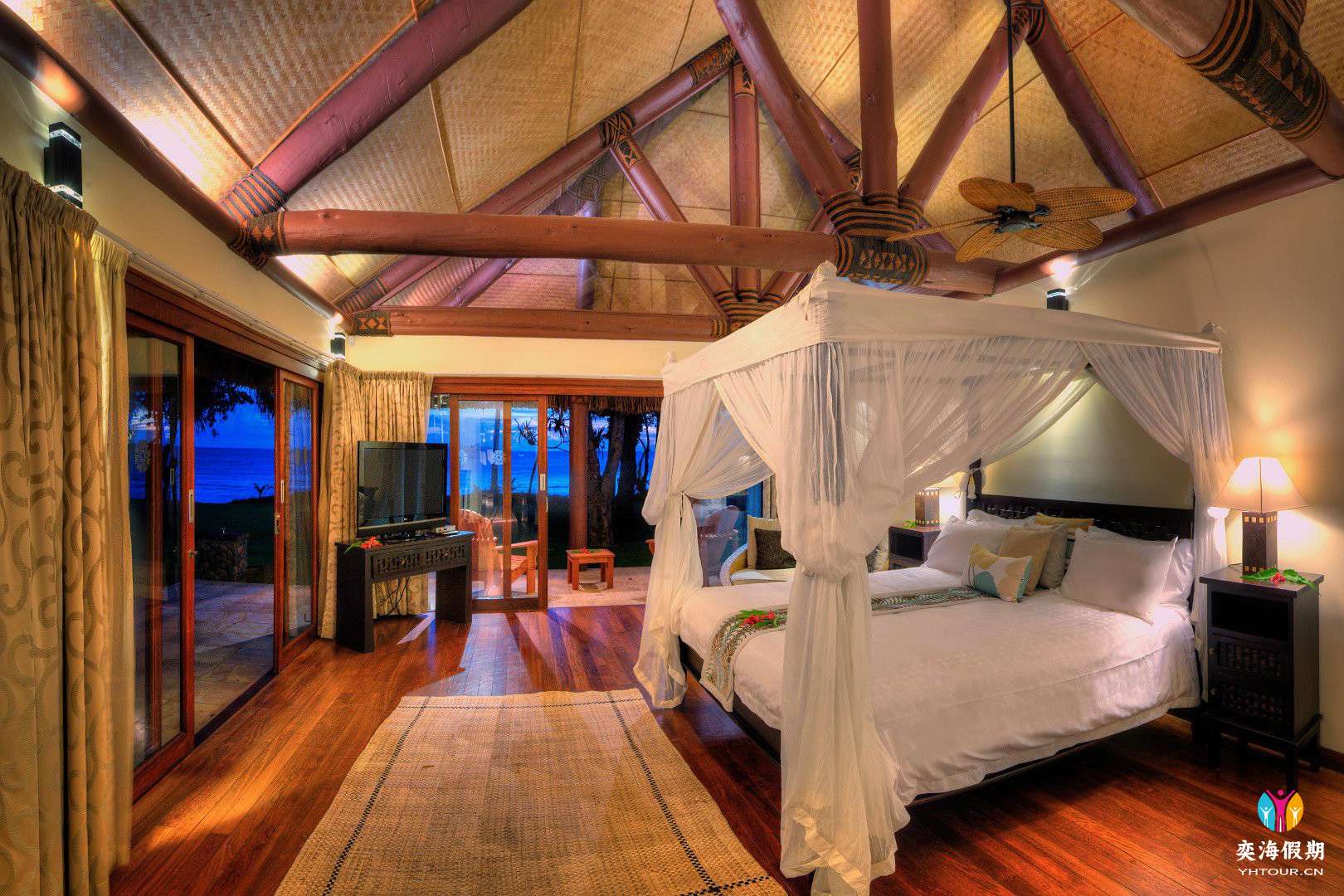 Beachfront Spa Villa.jpg