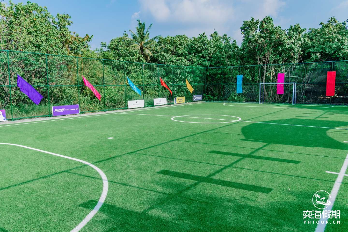 jw-mlejs-soccert-court-21041_Classic-Hor.jpg