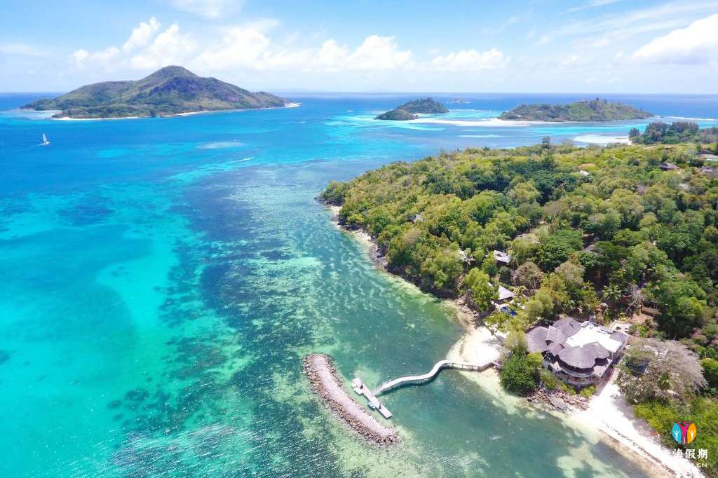 Cerf Island Resort Seychelle.jpg