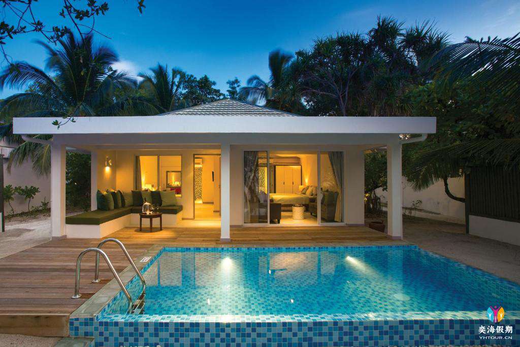 Beach Suite with Pool.jpg