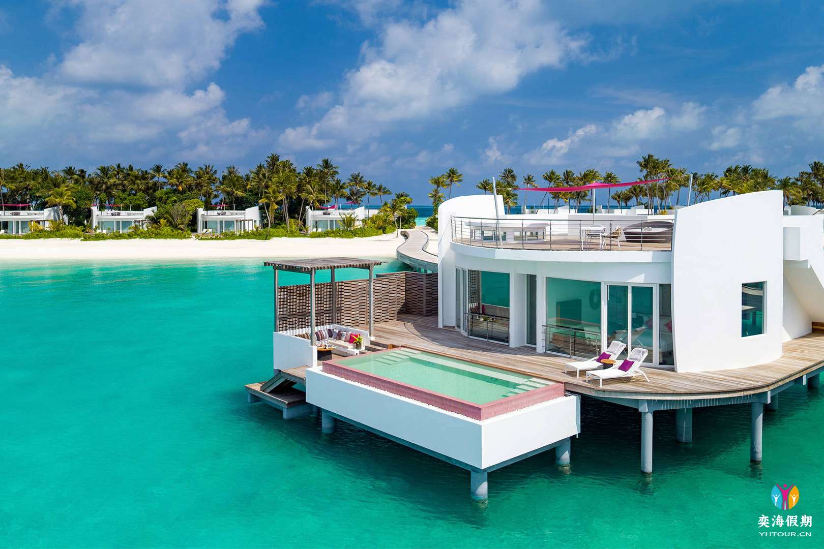 Water Villa with Pool4.jpg