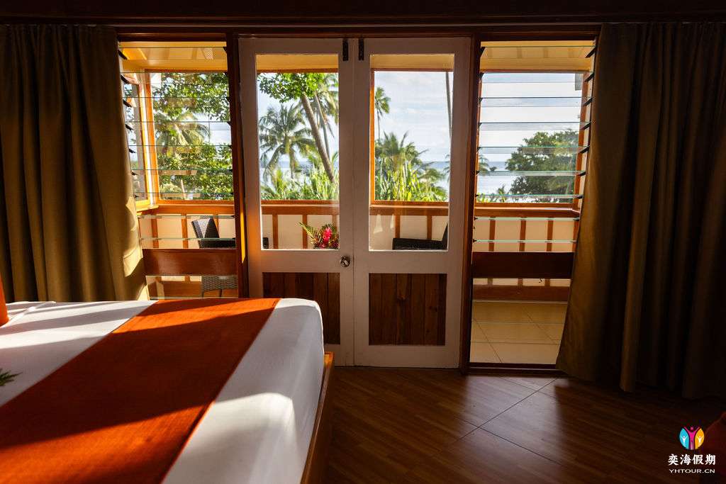 Two-Bedroom Oceanview Pool Bure(1).jpg
