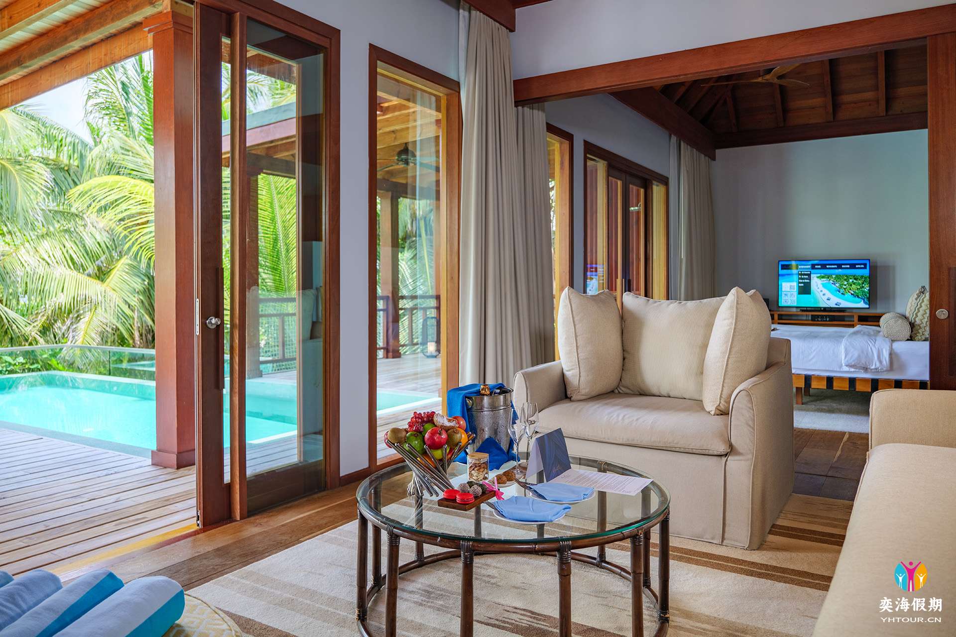 Treetop Pool Villa4.jpg