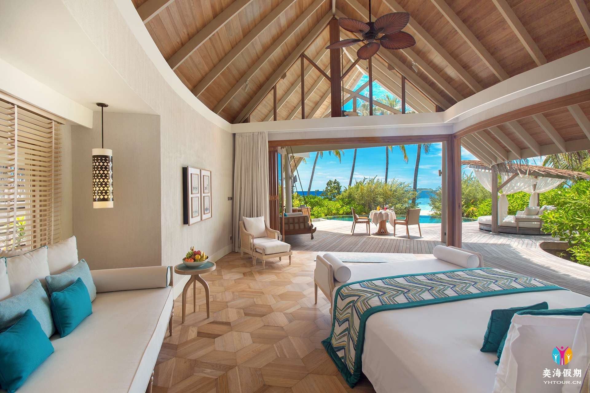 Milaidhoo Maldives_Beach Pool Villa_Interior.jpg