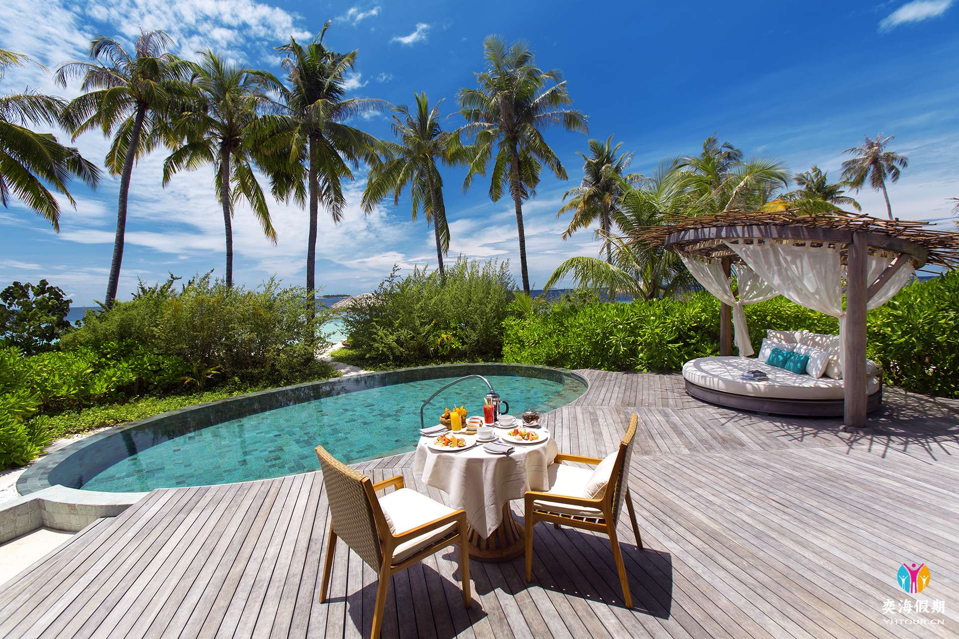Milaidhoo Maldives_Beach Pool Villa_Exterior (3).jpg