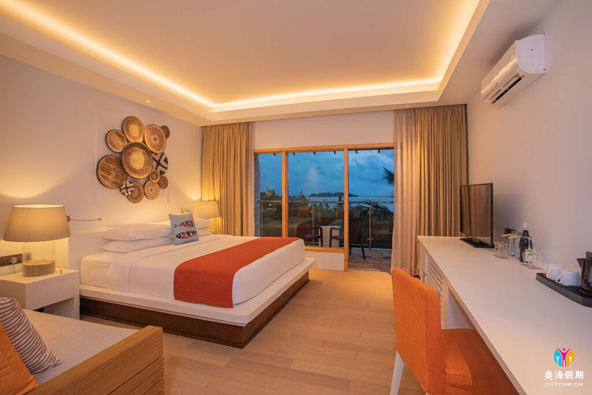 Superior Room Ocean View 2.jpg