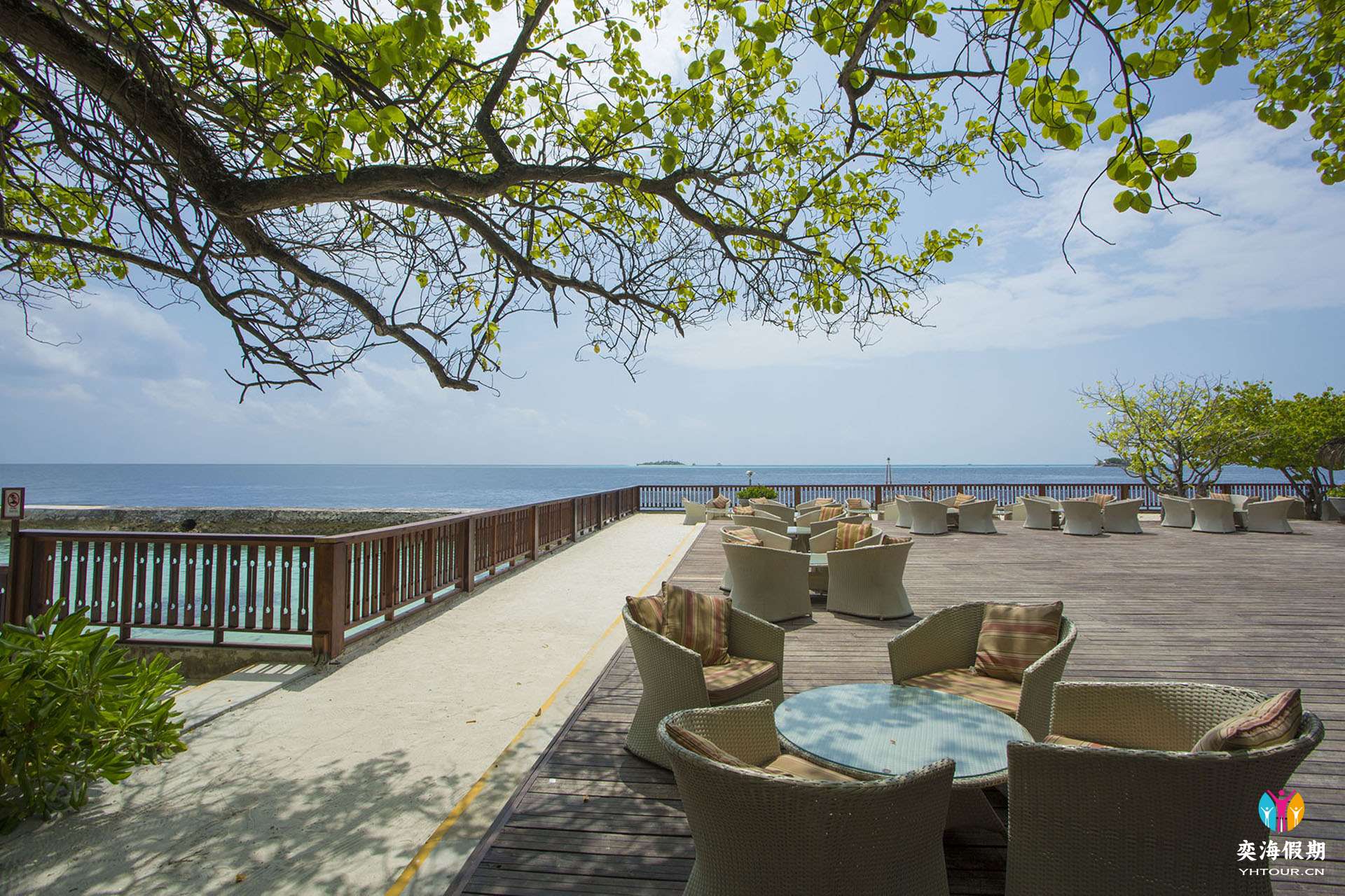 Elaidhoo Maldives by Cinnamon Iroushenee Bar deck 2.jpg