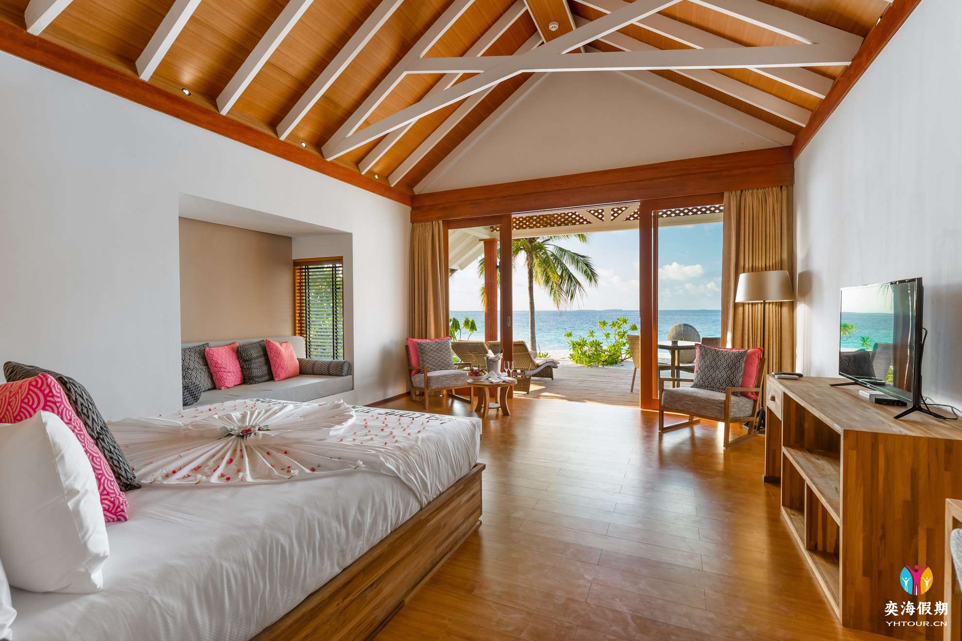 Beach Villa (1).jpg